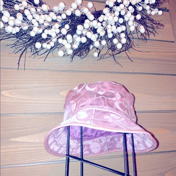 Womens Coach pink monogram print bucket hat size P/S Small - Picture 2 of 5